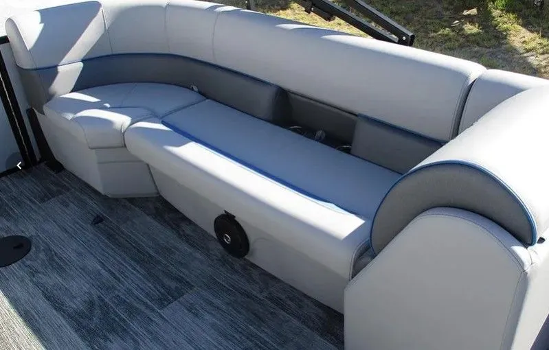 Slide: The Image of Bentley Pontoons Bolt 223 2026 - 2