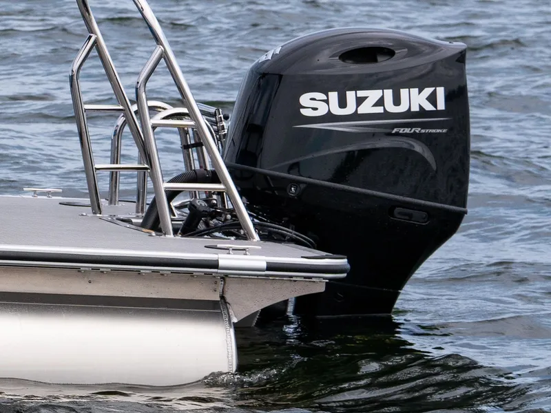 Slide: The Image of Bentley Pontoons Bolt 223 2026 - 7