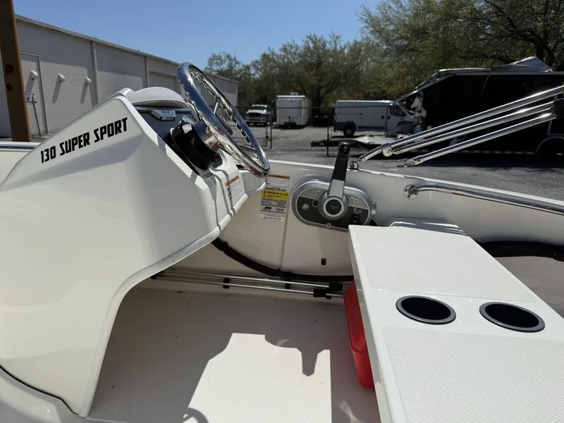 Slide: The Image of Boston Whaler 130 Super Sport 2019 - 18