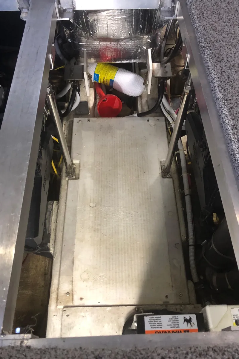 Slide: The Image of Carver Yachts 41 Cockpit Motor Yacht 2005 - 64