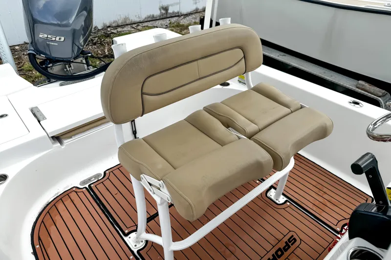 Slide: The Image of 2014 Sportsman Masters 247 Bay Boat with Yamaha 250 engine and tan seating. - 10