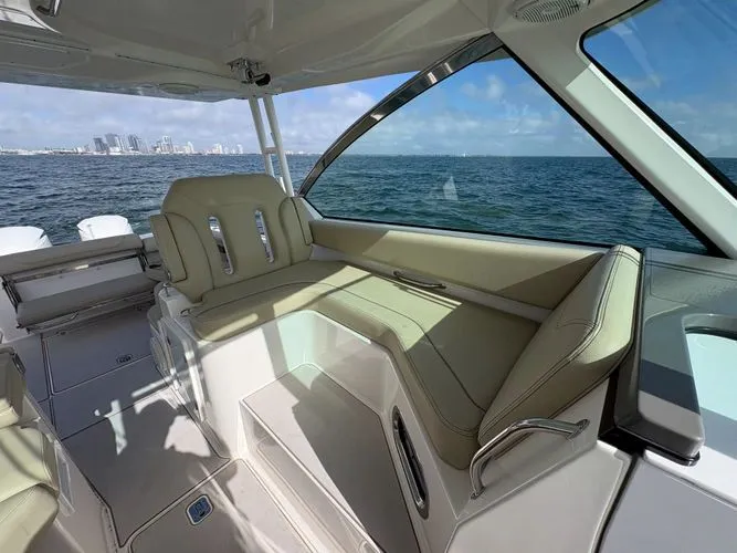 Slide: The Image of 2018 Pursuit 325 Dc - Image 18 - 18