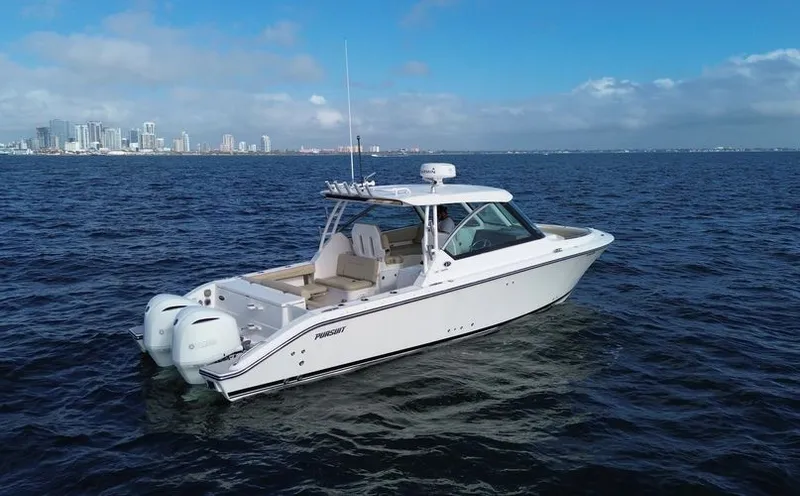 Slide: The Image of 2018 Pursuit 325 Dc - Image 3 - 3