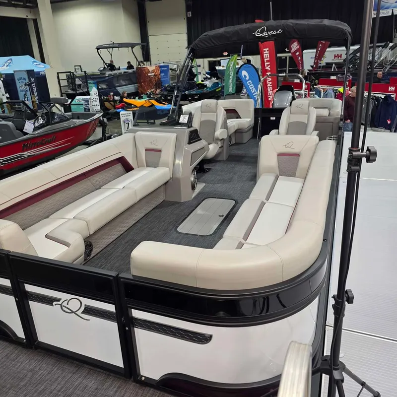 Slide: The Image of Whisper Pontoons L-CLASS RLS 2026 - 5