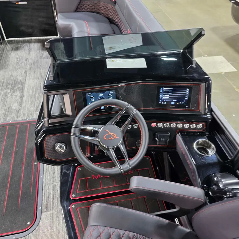 Slide: The Image of Qwest M-Limited-Splash Pad 2026 - 5