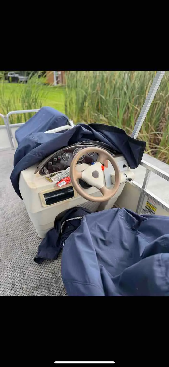 The Image of Bennington SEDONA 19L 2005 - 1