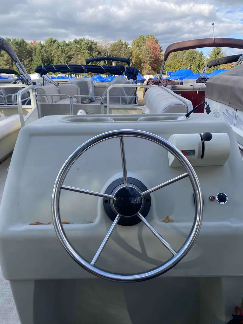 Slide: The Image of Sea Hunt Refurbed 2023 - 7