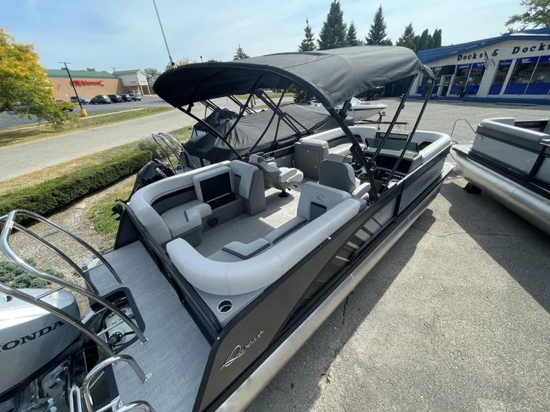 Slide: The Image of Whisper Pontoons RLS 2025 - 9