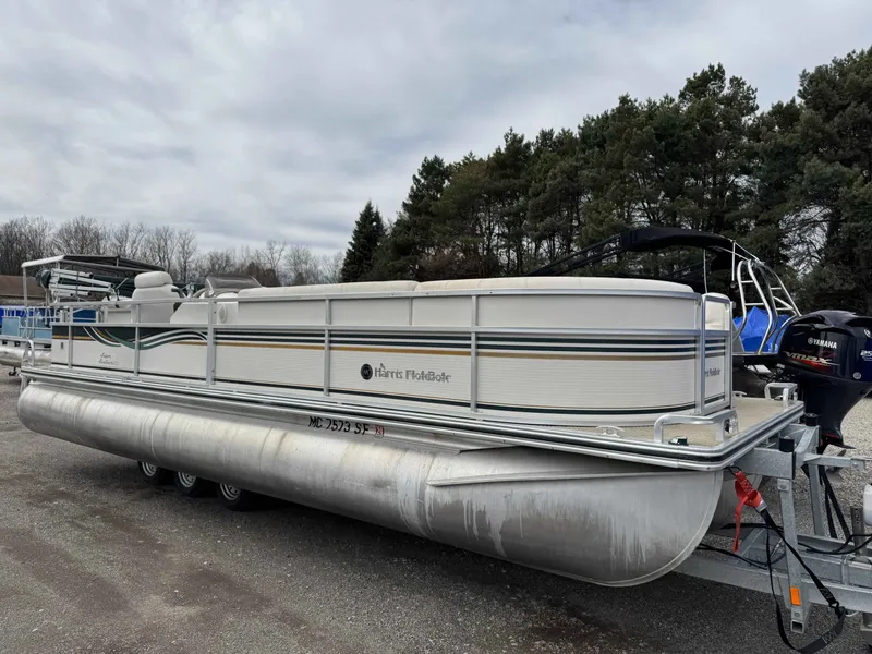 The Image of Harris Super Sunliner 2003 - 1