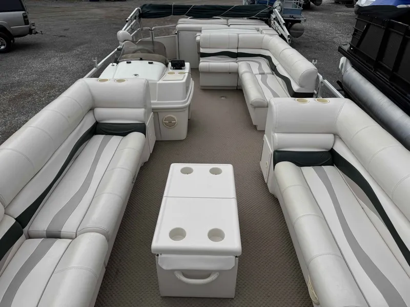 Slide: The Image of Harris Super Sunliner 2003 - 17