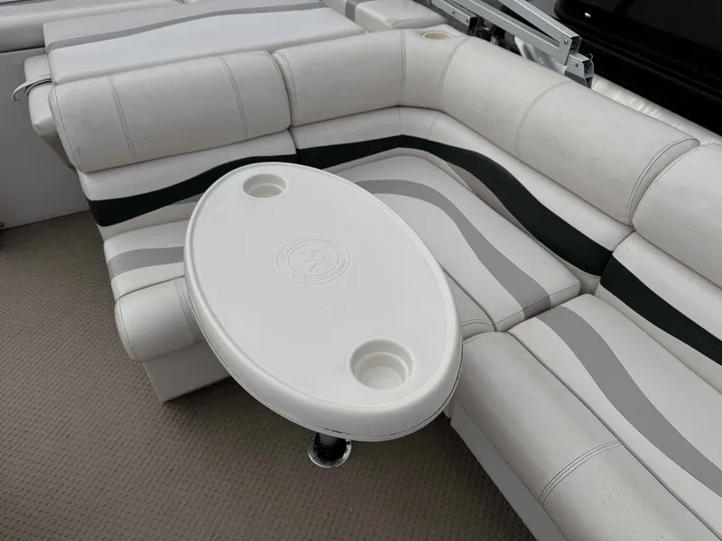 Slide: The Image of Harris Super Sunliner 2003 - 20