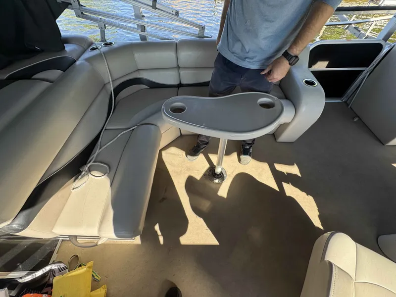 Slide: The Image of Berkshire 221FC 2011 - 10