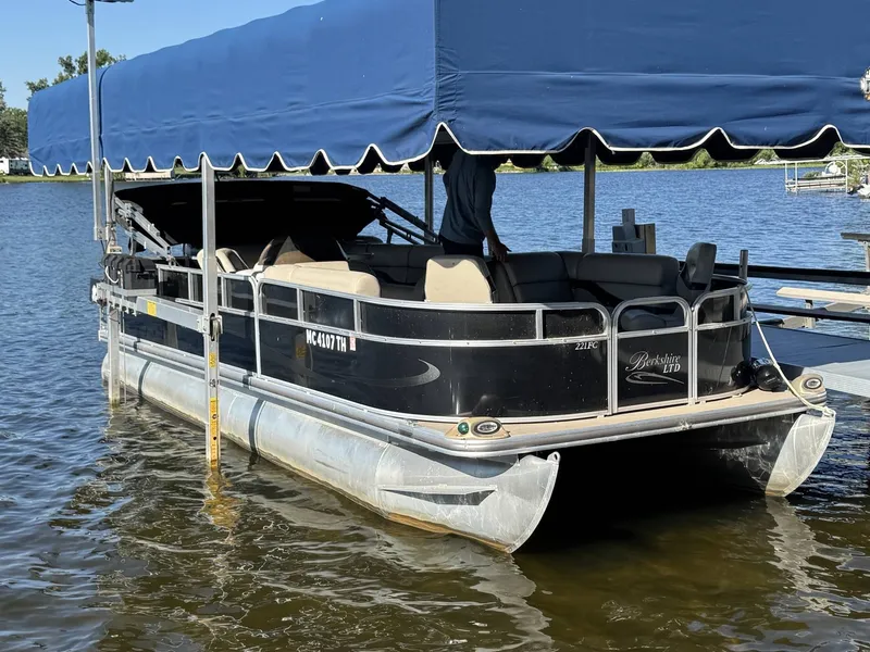 Slide: The Image of Berkshire 221FC 2011 - 12