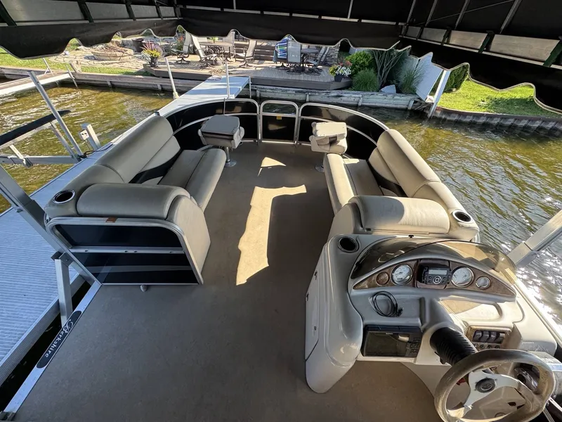 Slide: The Image of Berkshire 221FC 2011 - 4