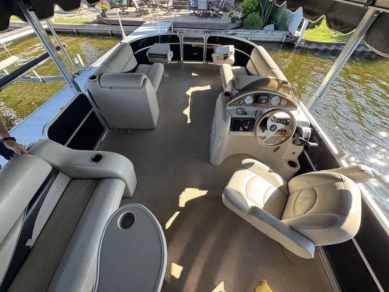 Slide: The Image of Berkshire 221FC 2011 - 5