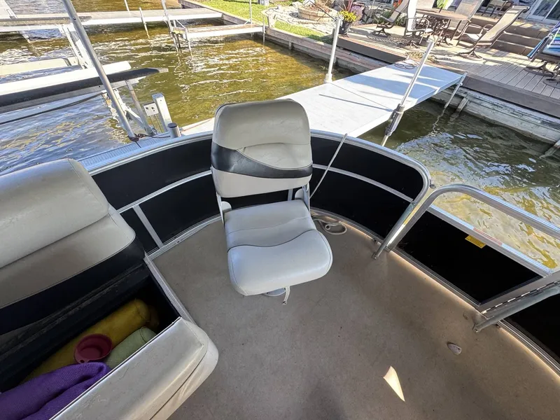 Slide: The Image of Berkshire 221FC 2011 - 6