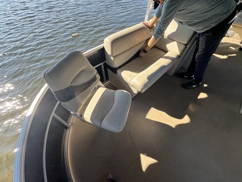 Slide: The Image of Berkshire 221FC 2011 - 7