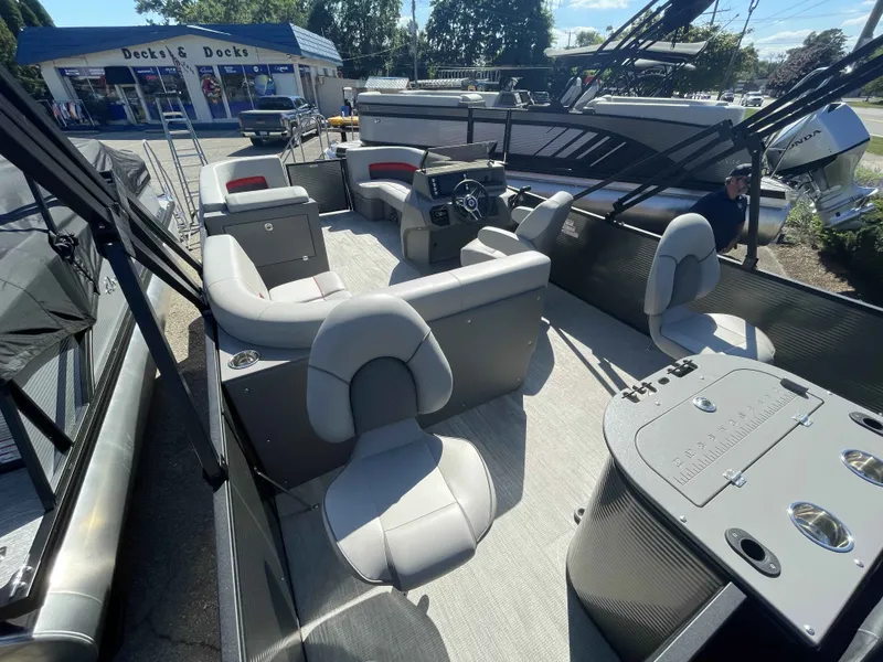 Slide: The Image of Qwest 20 XRE Cruise 2025 - 40