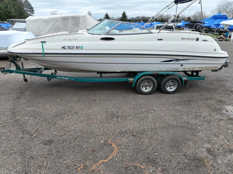 Slide: The Image of Harris 240 Super Deck 2000 - 6