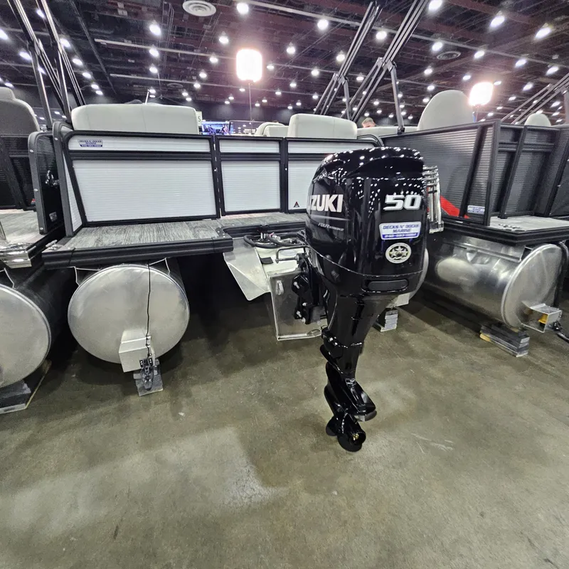 Slide: The Image of Whisper Pontoons RLS 2025 - 20