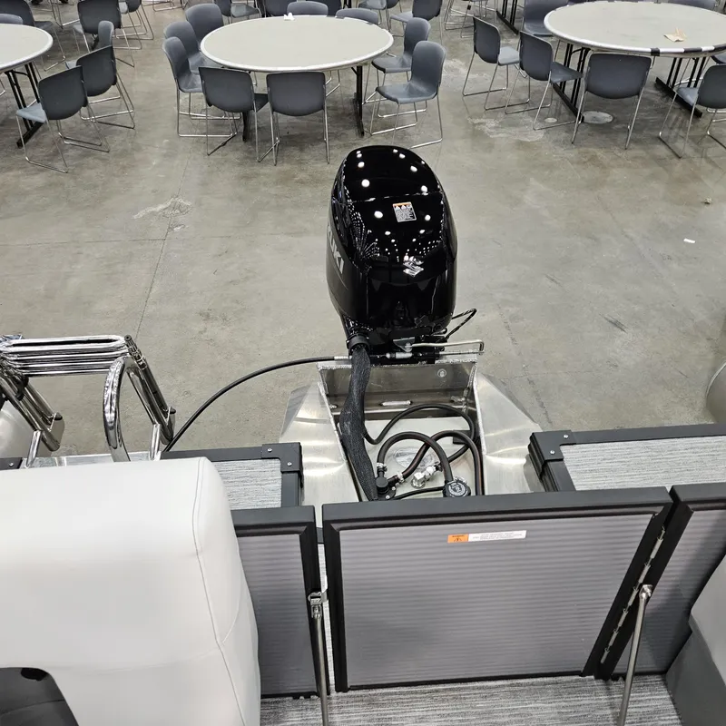 Slide: The Image of Whisper Pontoons RLS 2025 - 4
