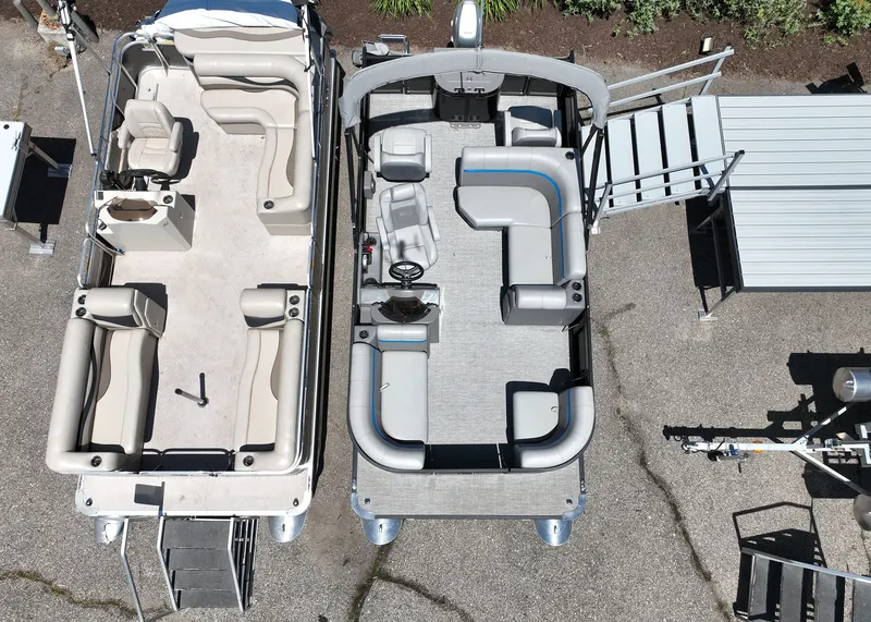 Slide: The Image of Qwest 818 XRE CRUISE - LT 2023 - 3