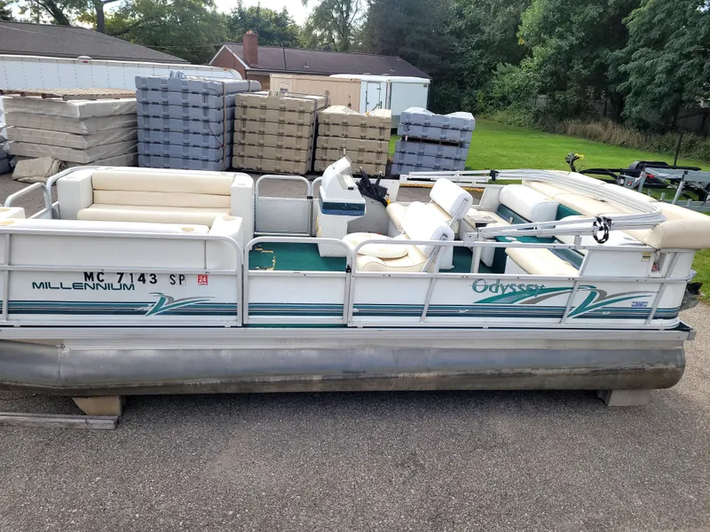 Slide: The Image of Odyssey MILLENIUM 2001 - 12