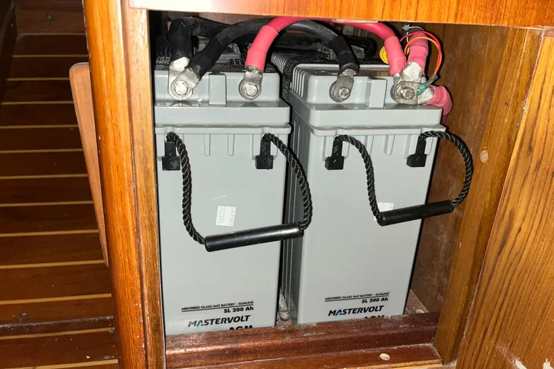 Slide: The Image of Mastervolt AGM batteries in a 2004 J Boats J/133 yacht compartment. - 30