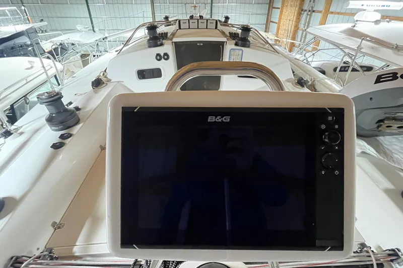 Slide: The Image of B&G navigation system on 2004 J Boats J/133 yacht in a marina. - 5