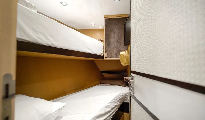 Slide: The Image of Crew Cabin - 69