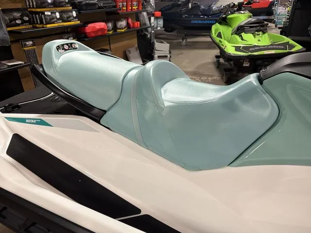 Slide: The Image of Sea-Doo GTI 2026 - 17