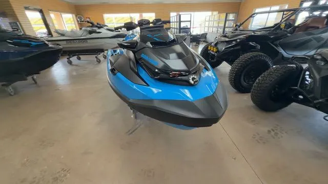 Slide: The Image of Sea-Doo RXT-X 2026 - 13