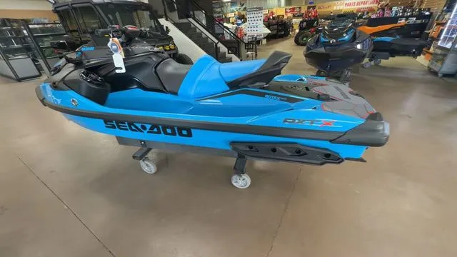 Slide: The Image of Sea-Doo RXT-X 2026 - 16