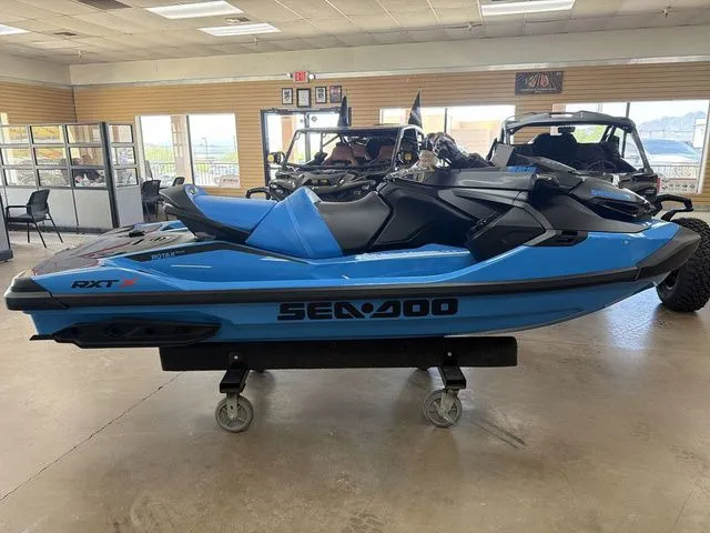 Slide: The Image of Sea-Doo RXT-X 2026 - 20