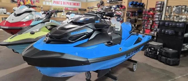 Slide: The Image of Sea-Doo RXT-X 2026 - 5