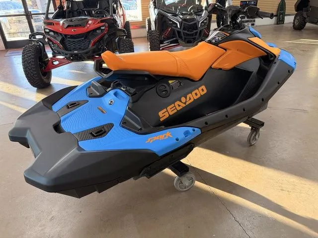 Slide: The Image of Sea-Doo Spark Trixx for 3 2026 - 4
