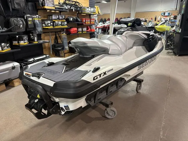Slide: The Image of Sea-Doo GTX Limited 325 2026 - 15