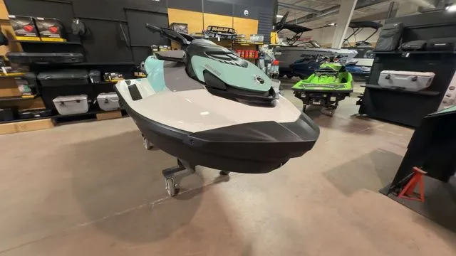 Slide: The Image of Sea-Doo GTI 130 2026 - 8