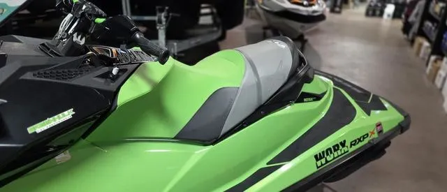 Slide: The Image of Sea-Doo RXP-X 300 California Green Metallic And Black 2020 - 6