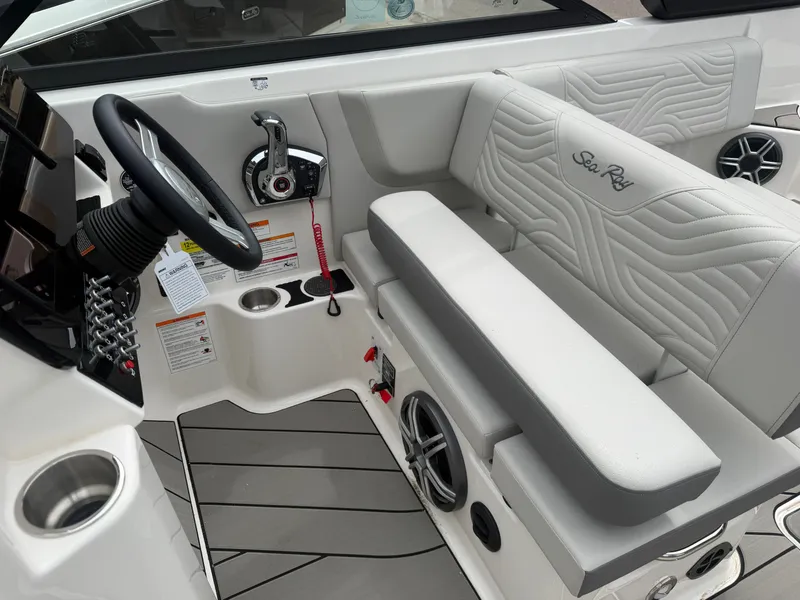 Slide: The Image of Sea Ray SDX 250 Surf 2026 - 14