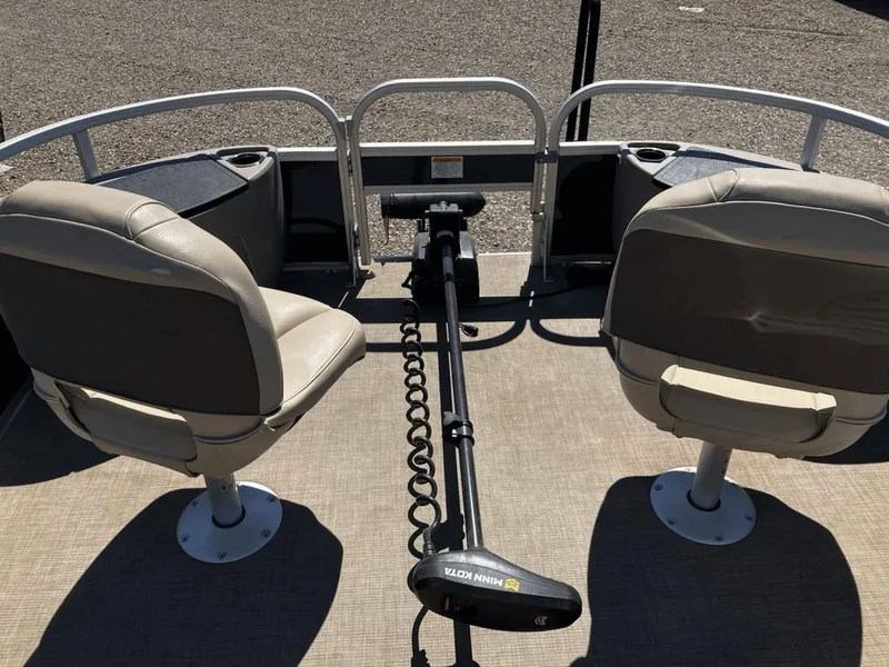 Slide: The Image of Sun Tracker Bass Buggy 2023 - 4