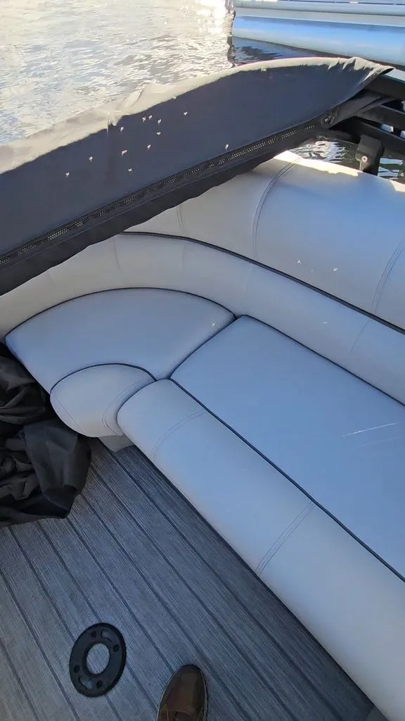 Slide: The Image of Veranda Vertex 2022 - 12