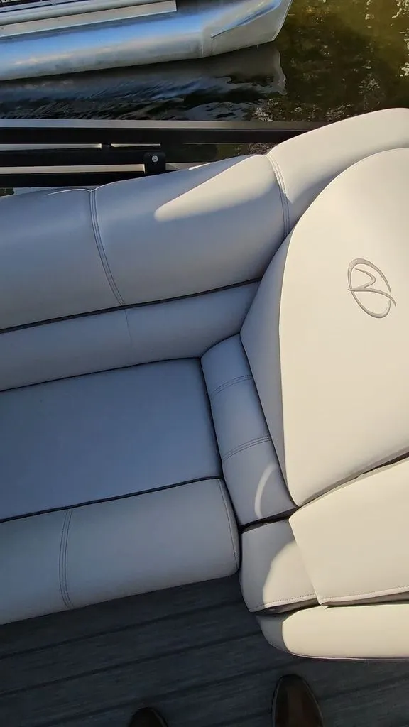 Slide: The Image of Veranda Vertex 2022 - 13