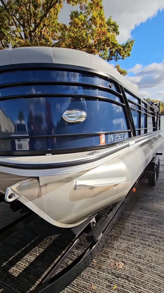 Slide: The Image of Veranda Vertex 2022 - 17