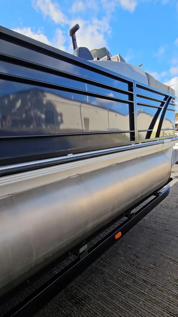 Slide: The Image of Veranda Vertex 2022 - 22