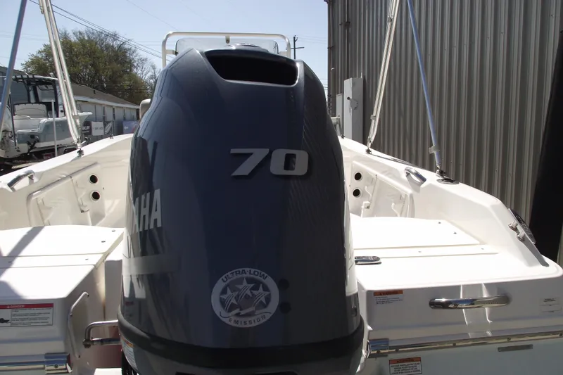 Slide: The Image of 2017 Robalo R160 Center Console with Yamaha 70 outboard engine. - 4