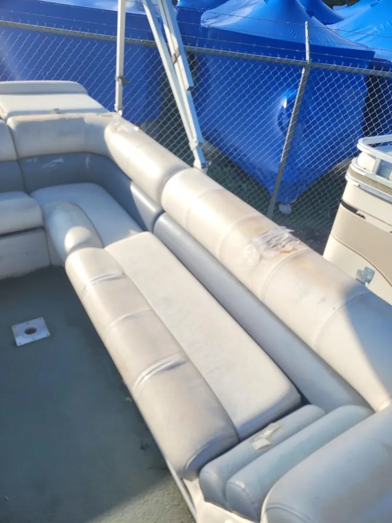 Slide: The Image of Harris KAYOT w/ 50HP 2000 - 12