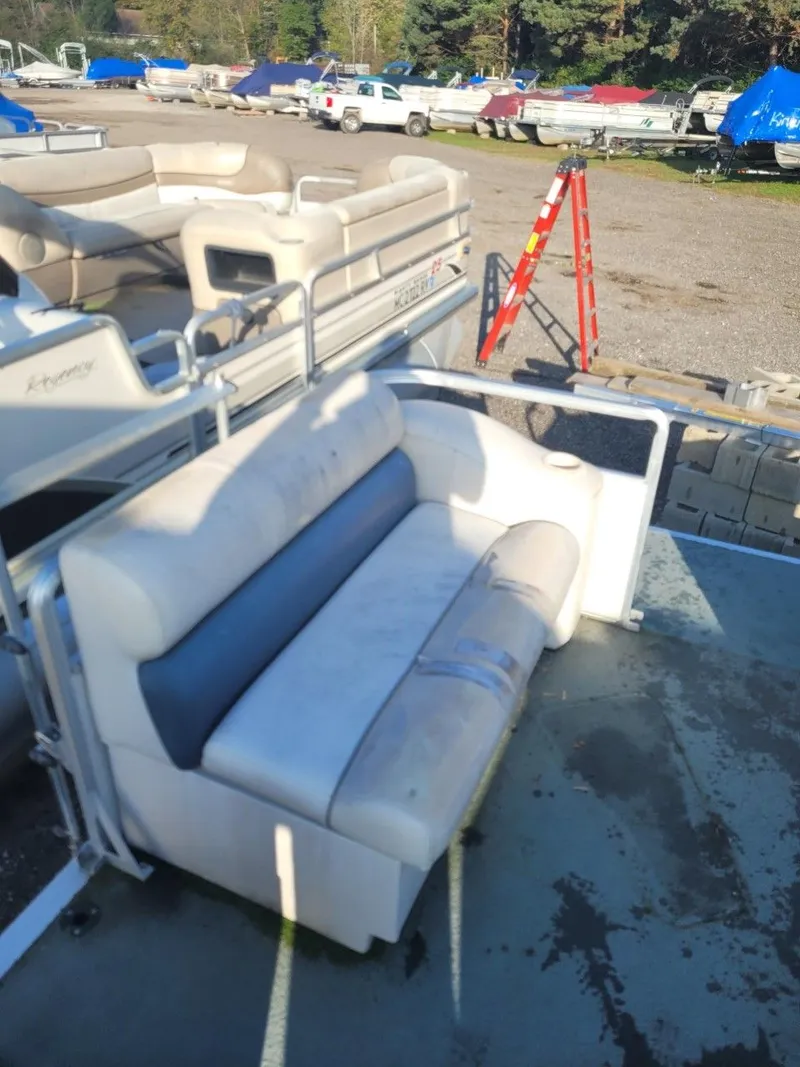 Slide: The Image of Harris KAYOT w/ 50HP 2000 - 14