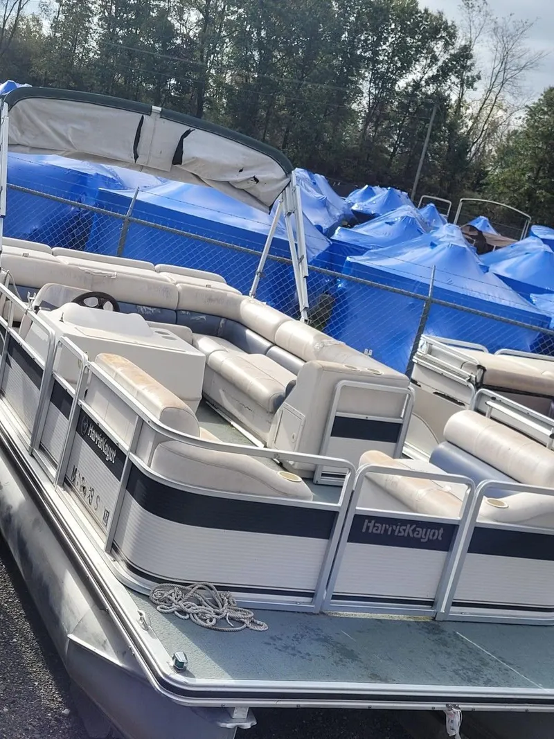 Slide: The Image of Harris KAYOT w/ 50HP 2000 - 3