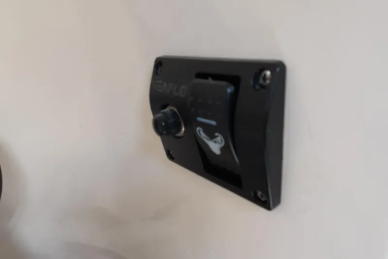Slide: The Image of Switch panel on 1992 Luhrs 300 Tournament boat interior wall. - 11